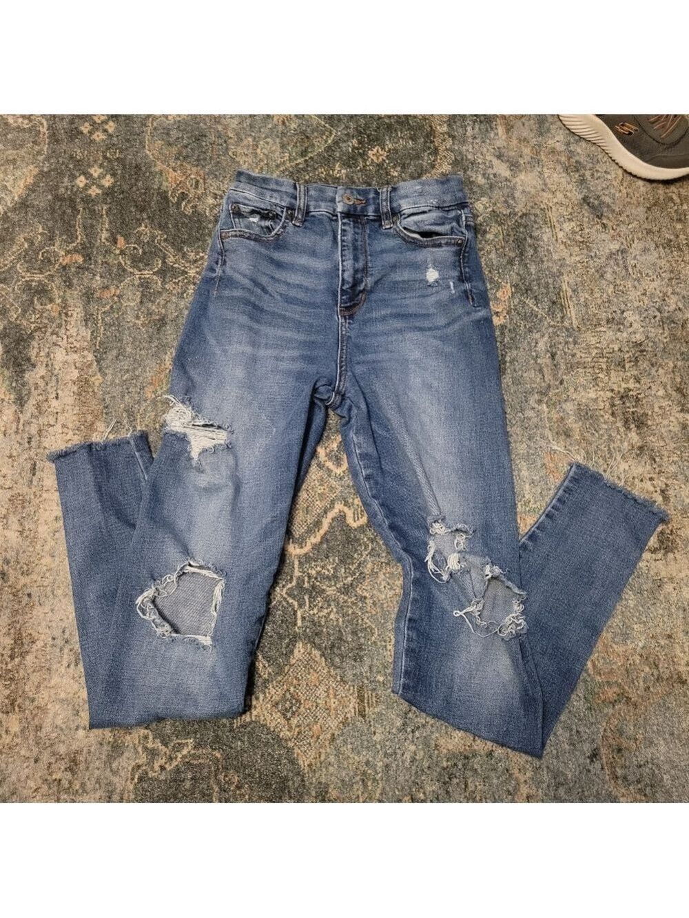 American Eagle Outfitters Ripped Blue Skinny Jeans Size 2